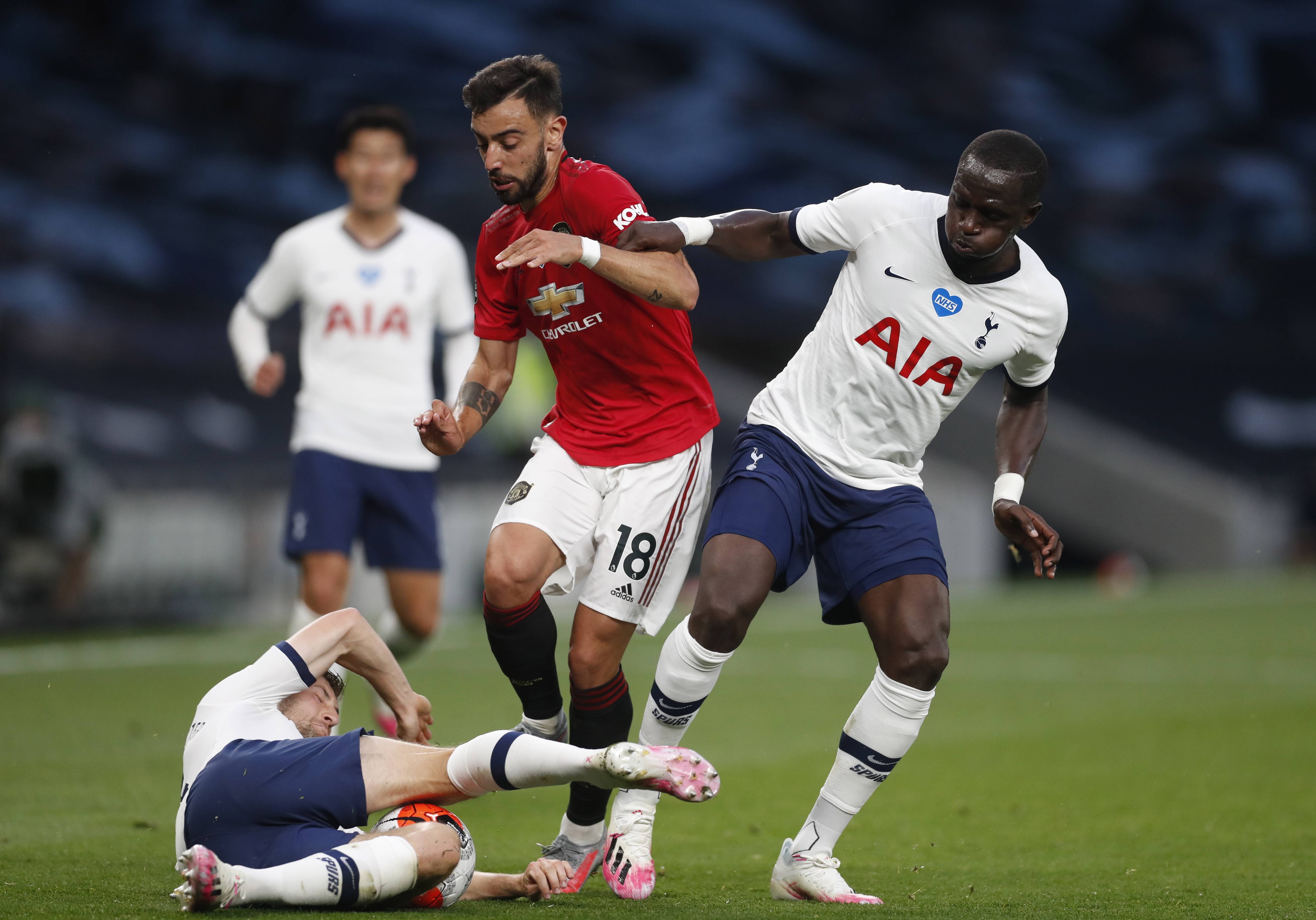 表现并非偶 表现并非偶